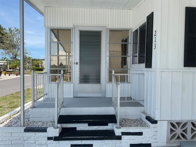 213 COMO DRIVE, Venice, FL 34285