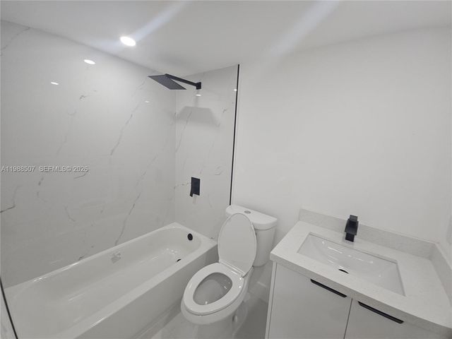 13067 SW 88th Ter S 204-A, Miami, FL 33186