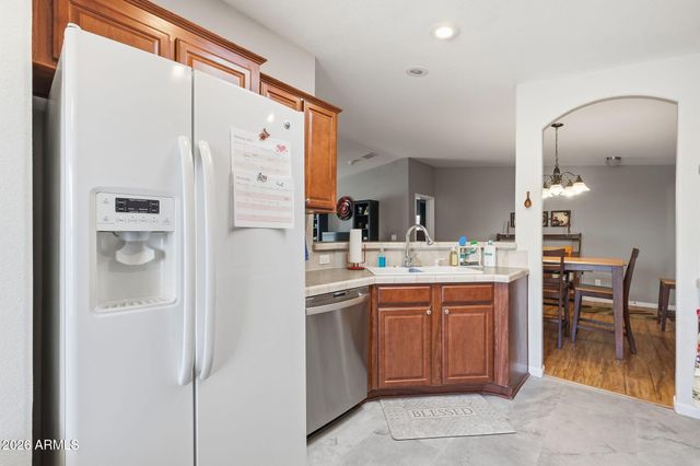 2263 N TREKELL Road 143, Casa Grande, AZ 85122