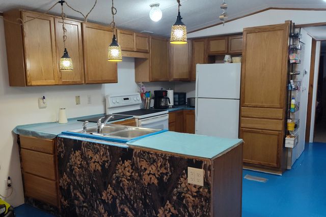 20410 Elises Lazy Lane, Wheatland, MO 65779