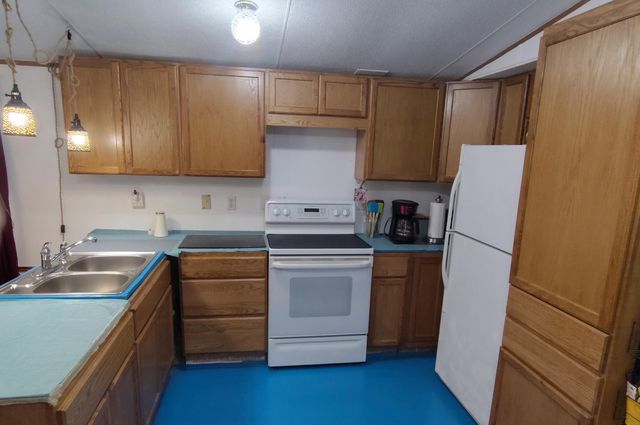 20410 Elises Lazy Lane, Wheatland, MO 65779