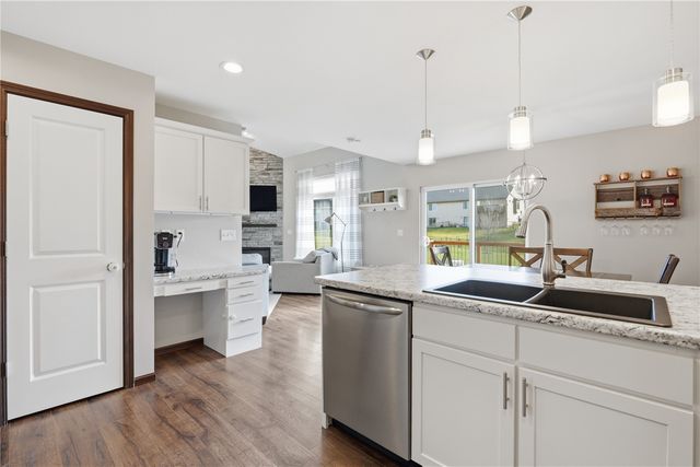 618 Doe Avenue, Tiffin, IA 52340