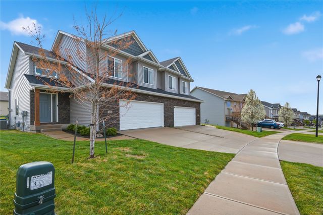 618 Doe Avenue, Tiffin, IA 52340