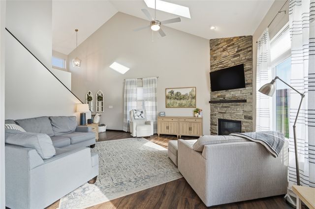 618 Doe Avenue, Tiffin, IA 52340