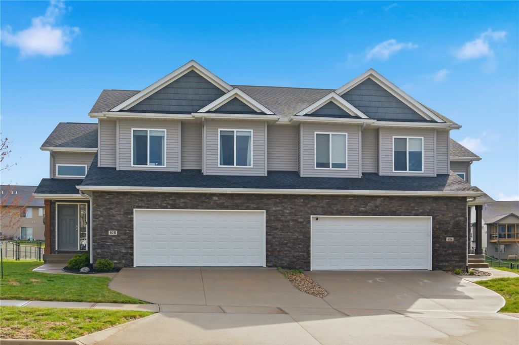 618 Doe Avenue, Tiffin, IA 52340