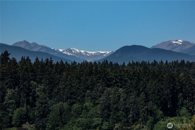 61 Robbins Road, Nordland, WA 98358