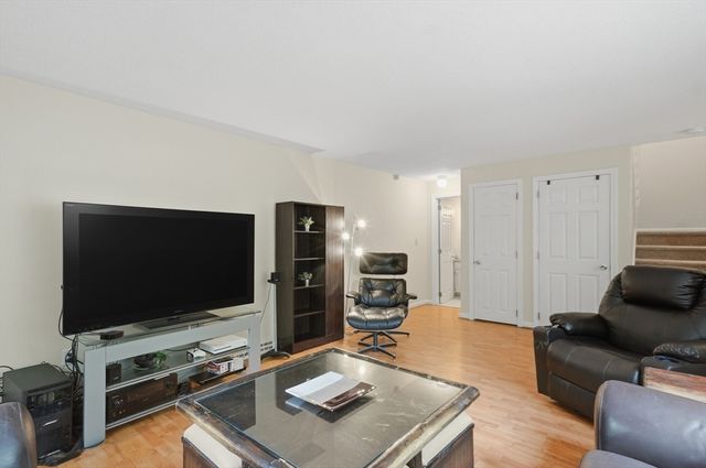 30 Mountain Gate Road 30, Ashland, MA 01721