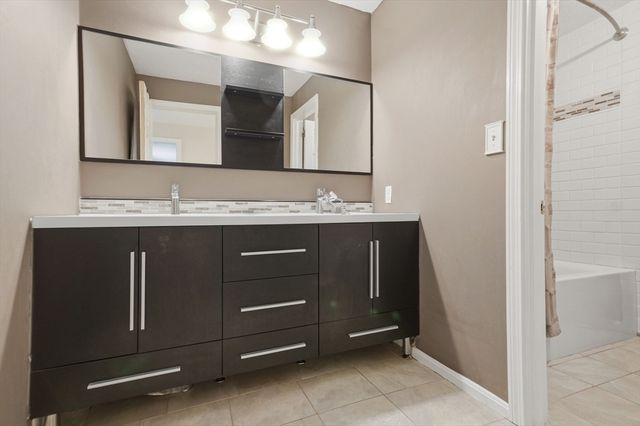 30 Mountain Gate Road 30, Ashland, MA 01721