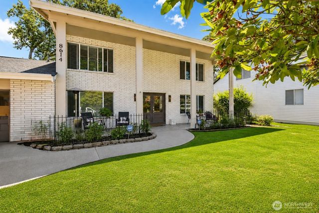 8614 Zircon Drive SW, Lakewood, WA 98498