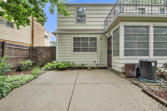 7212 Aetna COURT, Wauwatosa, WI 53213