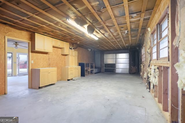 41 Brooks Street, Royston, GA 30662