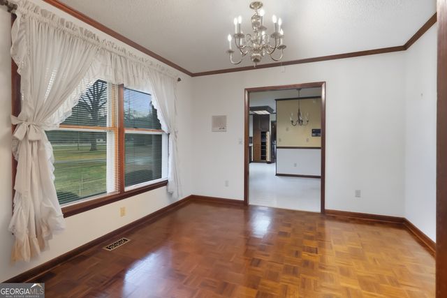 41 Brooks Street, Royston, GA 30662