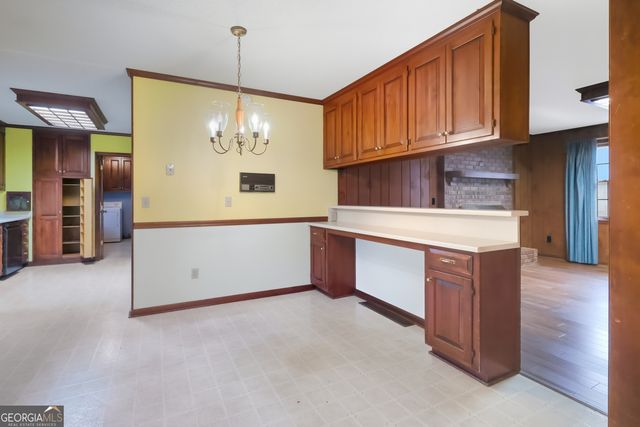 41 Brooks Street, Royston, GA 30662