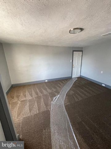 2305 W MARKET ST, York, PA 17404
