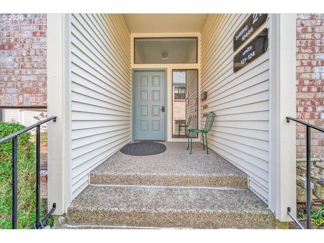 16444 Sw 130TH Ter 121, Portland, OR 97224