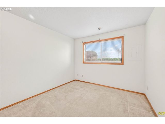 16444 Sw 130TH Ter 121, Portland, OR 97224