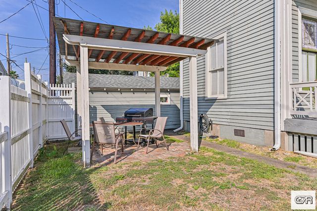 509 16th, Galveston, TX 77550