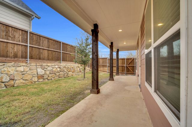 510 Woodside Trail, Waxahachie, TX 75165