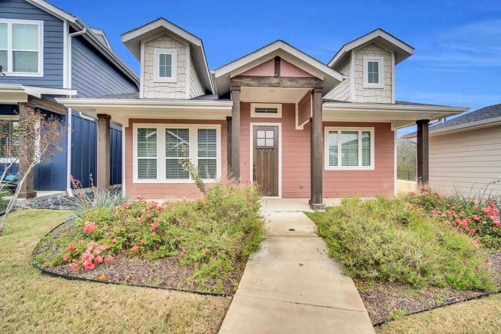 510 Woodside Trail, Waxahachie, TX 75165