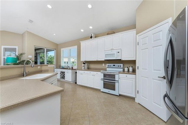 3316 Sunset Key CIR D, Punta Gorda, FL 33955