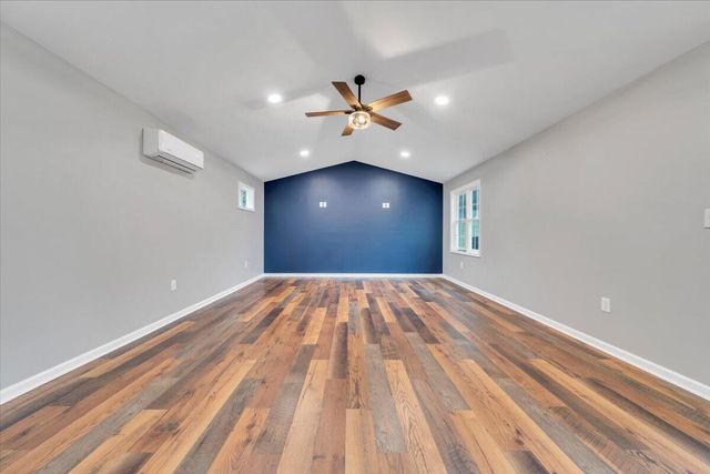 5914 Huntridge RD, Roanoke, VA 24019