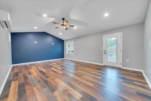 5914 Huntridge RD, Roanoke, VA 24019