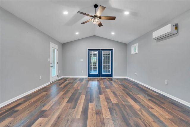 5914 Huntridge RD, Roanoke, VA 24019