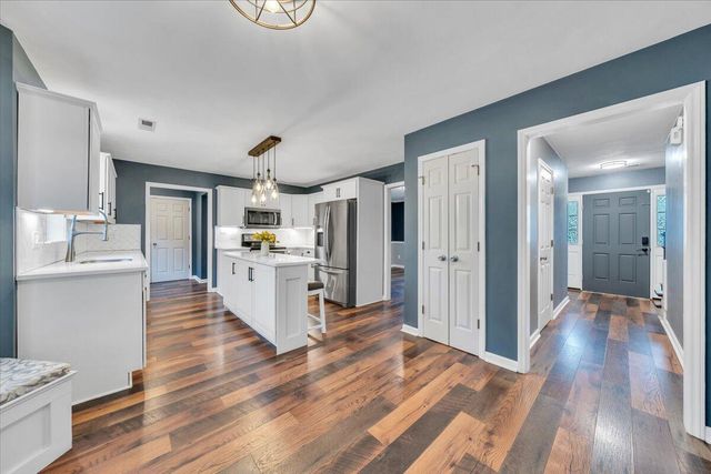 5914 Huntridge RD, Roanoke, VA 24019