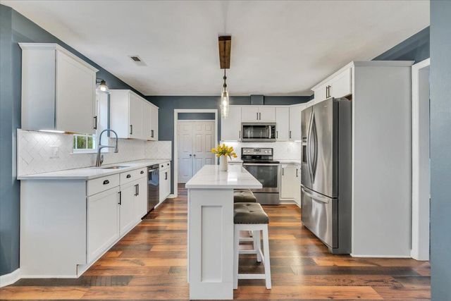 5914 Huntridge RD, Roanoke, VA 24019