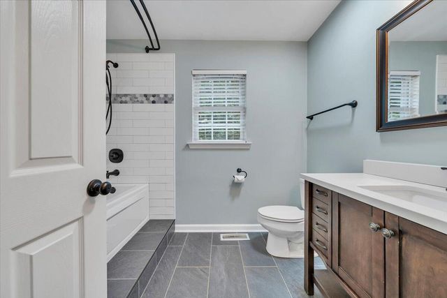 5914 Huntridge RD, Roanoke, VA 24019