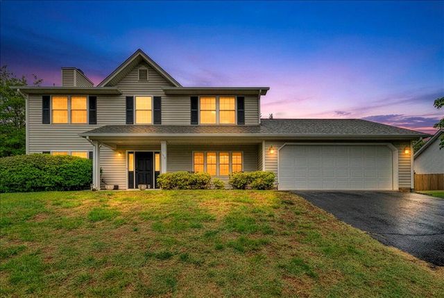 5914 Huntridge RD, Roanoke, VA 24019