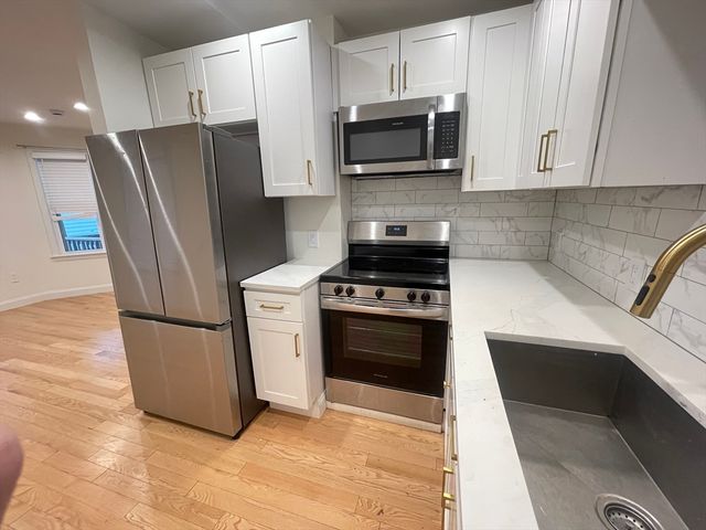 95 Phillips 1, Methuen, MA 01844