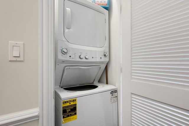 4755 N Kilbourn Avenue 3C, Chicago, IL 60630