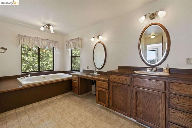 16620 Charles Otter Drive, Sonora, CA 95370