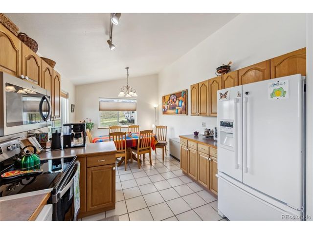 580 E Byers Ave, Hot Sulphur Springs, CO 80451