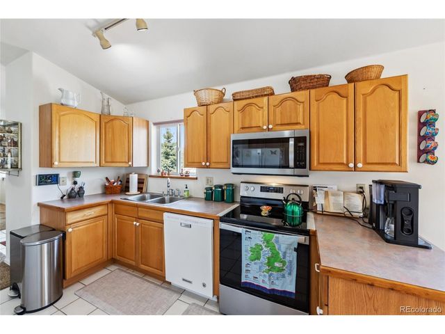 580 E Byers Ave, Hot Sulphur Springs, CO 80451