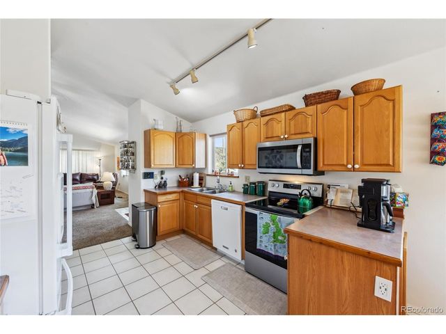 580 E Byers Ave, Hot Sulphur Springs, CO 80451