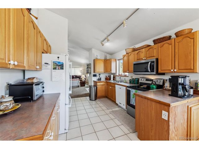 580 E Byers Ave, Hot Sulphur Springs, CO 80451