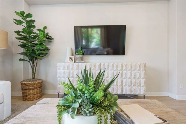 1850 S Westside Drive 10, Anaheim, CA 92805