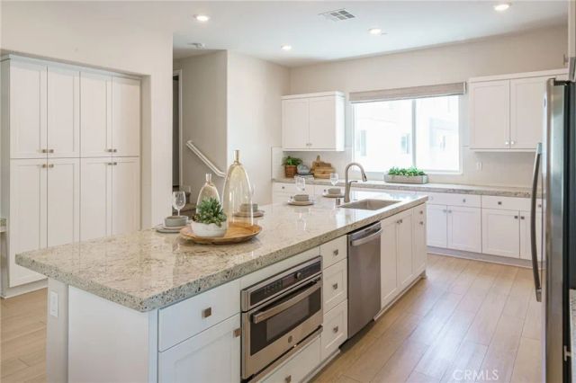 1850 S Westside Drive 10, Anaheim, CA 92805