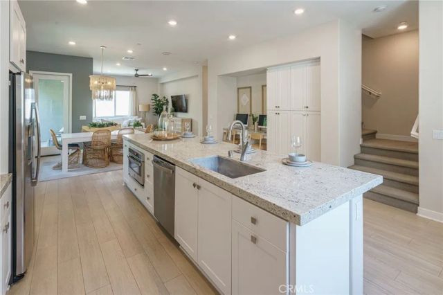 1850 S Westside Drive 10, Anaheim, CA 92805
