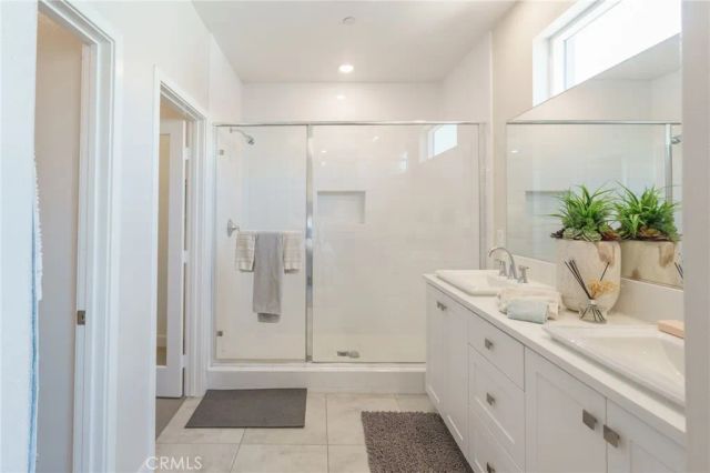 1850 S Westside Drive 10, Anaheim, CA 92805