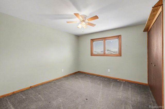 39712 Crystal Drive, Sterling Heights, MI 48310