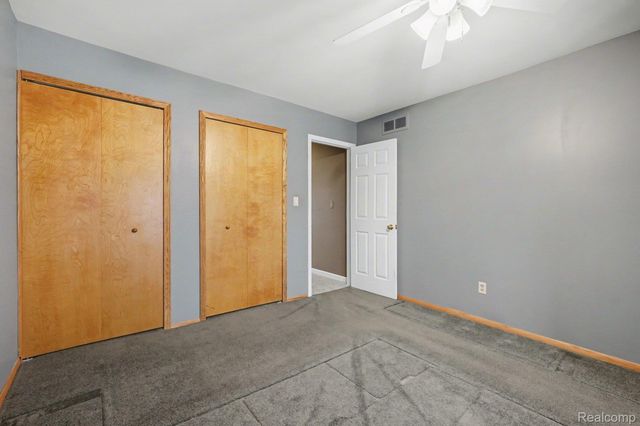 39712 Crystal Drive, Sterling Heights, MI 48310