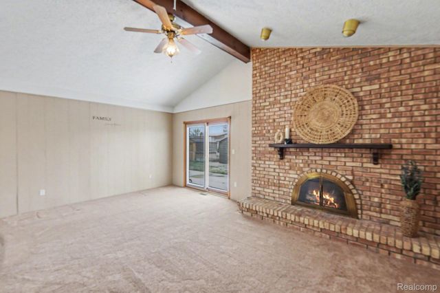 39712 Crystal Drive, Sterling Heights, MI 48310