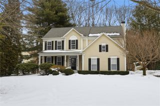 442 Sleepy Hollow Farm Road, Warwick, RI 02886