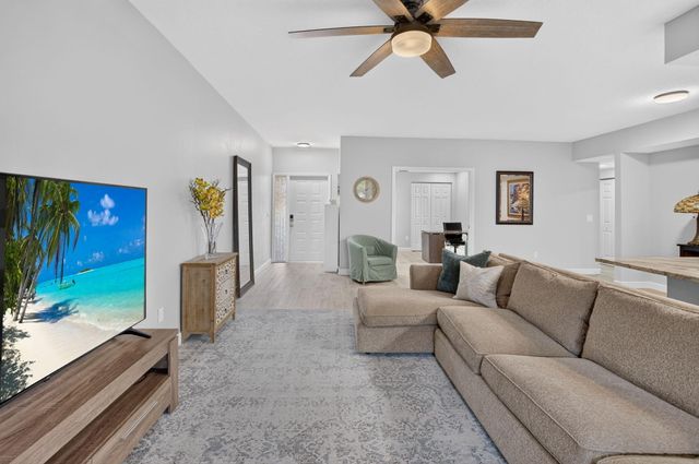 17050 EMILE Street 2, Boca Raton, FL 33487