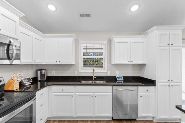 1269 Pinetucky Dr., Galivants Ferry, SC 29544