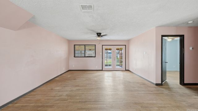 1321 Quail, Seguin, TX 78155