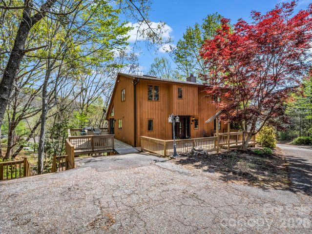 307 Watership Road, Lake Lure, NC 28746